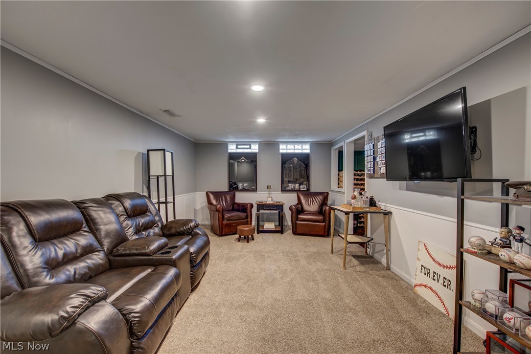 4083 Lydgate Drive North Olmsted OH 44070