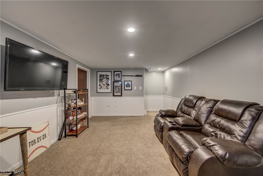 4083 Lydgate Drive North Olmsted OH 44070