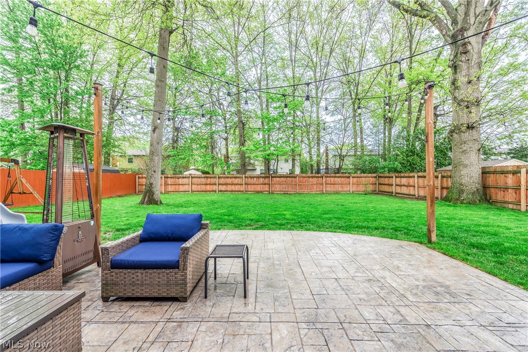 4083 Lydgate Drive North Olmsted OH 44070