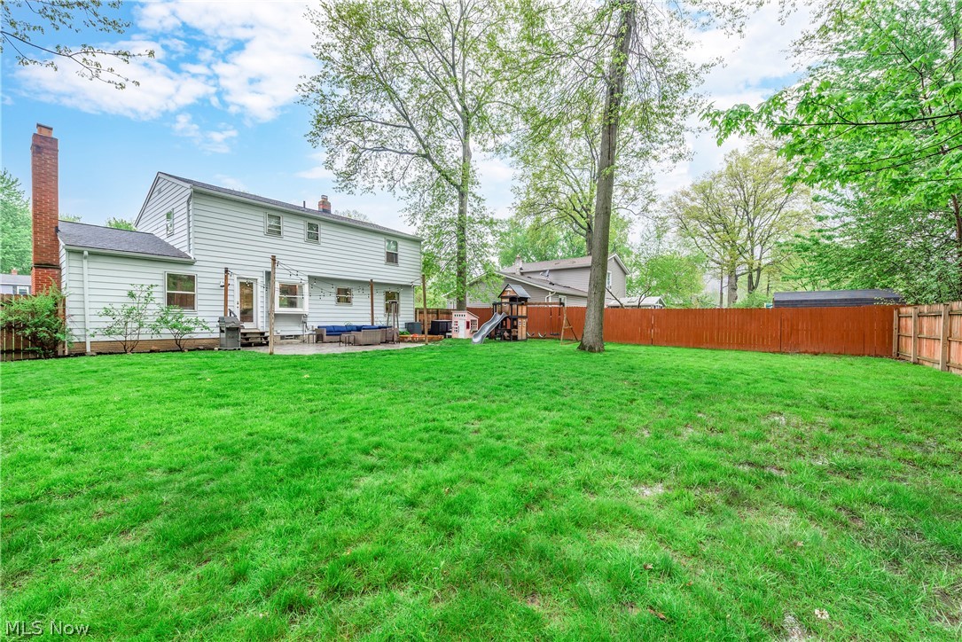 4083 Lydgate Drive North Olmsted OH 44070