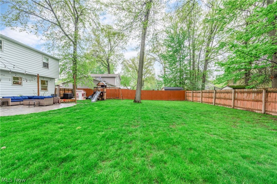 4083 Lydgate Drive North Olmsted OH 44070