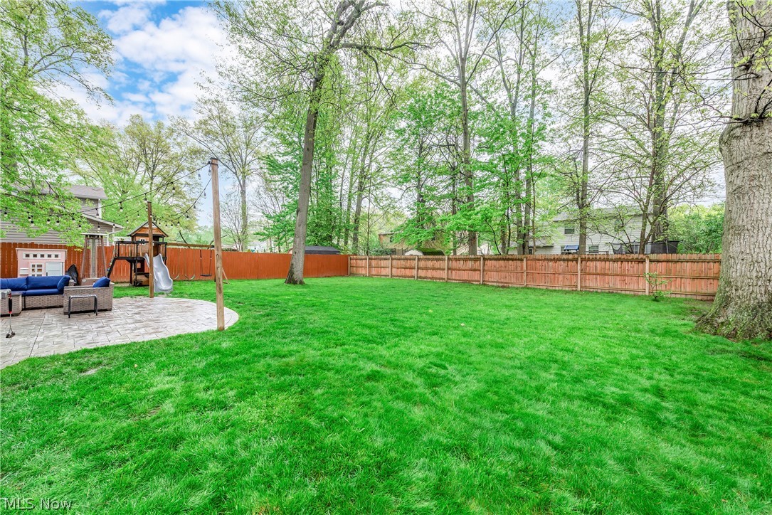 4083 Lydgate Drive North Olmsted OH 44070