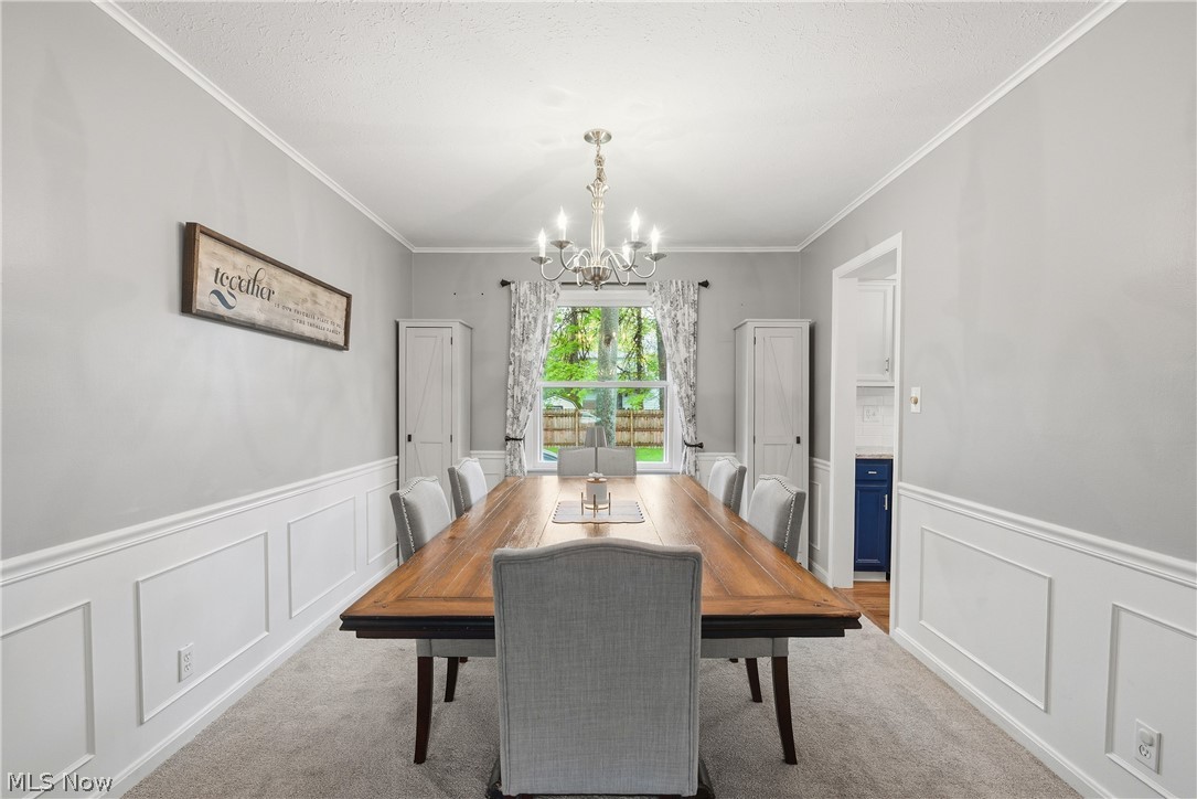 4083 Lydgate Drive North Olmsted OH 44070