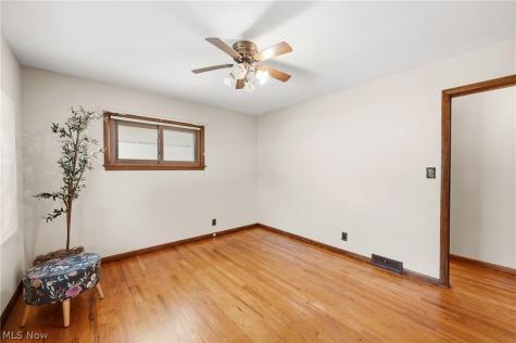 30401 Harrison Street Willowick OH 44095