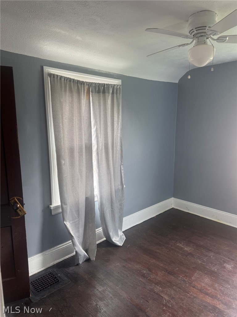 3525 E 110th Street Cleveland OH 44105