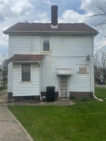 3525 E 110th Street Cleveland OH 44105