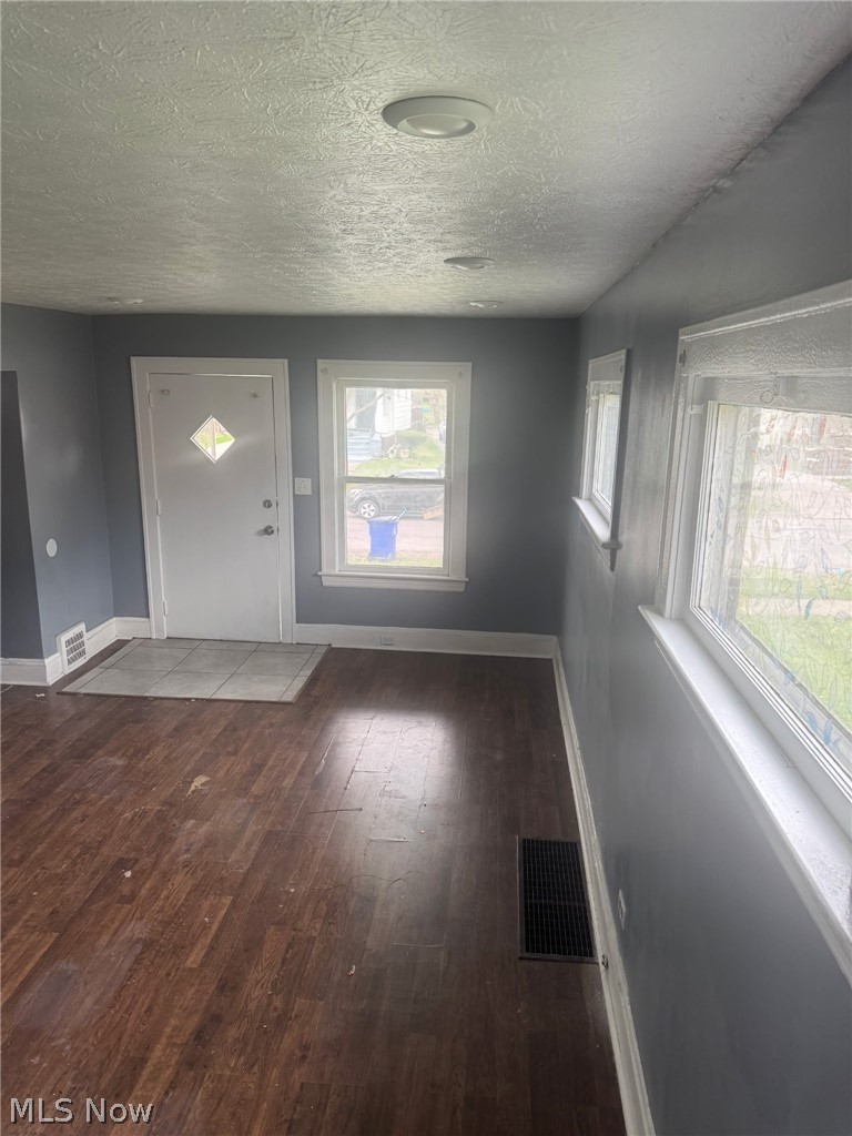 3525 E 110th Street Cleveland OH 44105