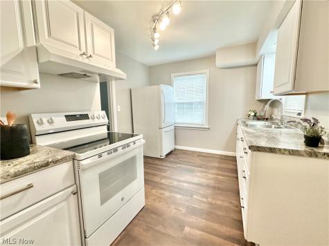 119 Adams Avenue Cuyahoga Falls OH 44221