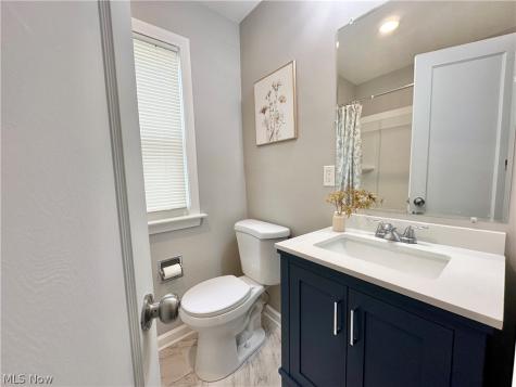 119 Adams Avenue Cuyahoga Falls OH 44221