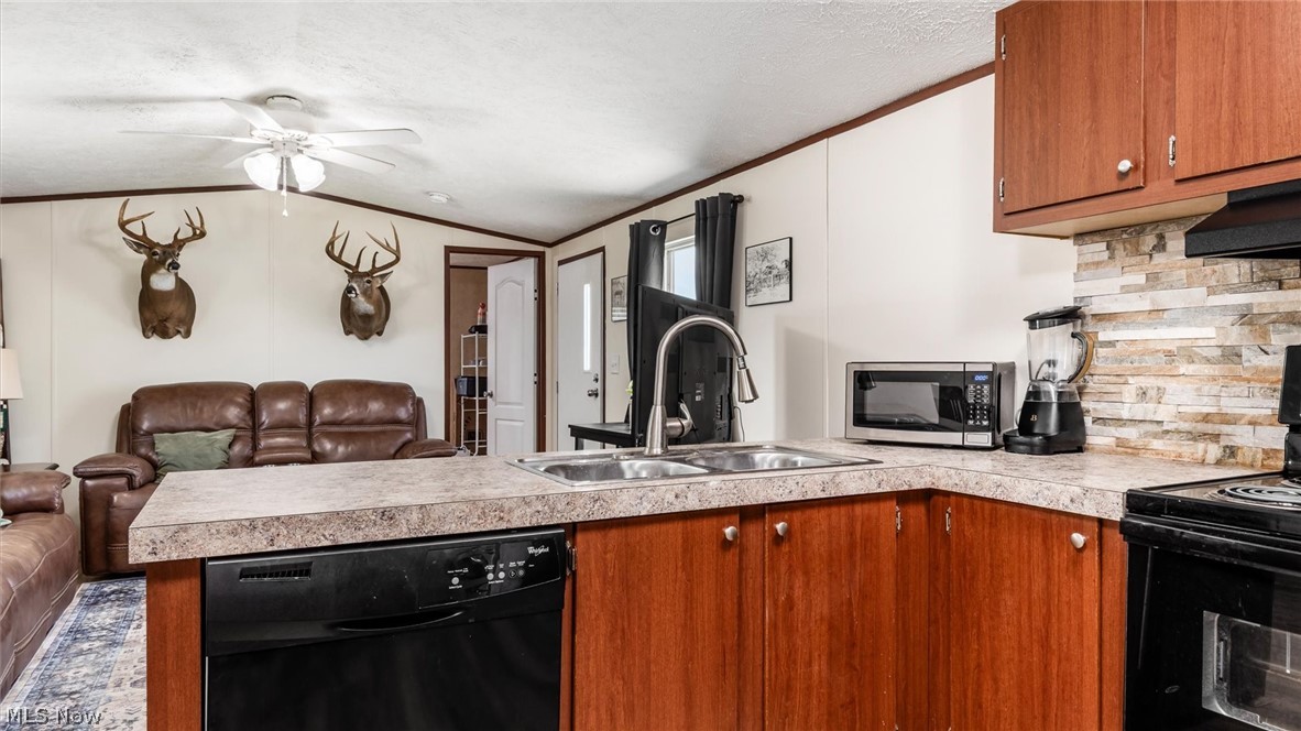 2200 Lot #10 S. River Road Zanesville OH 43701