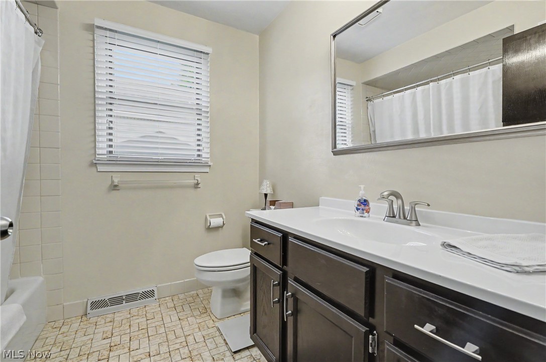 3061 Palmarie Drive Poland OH 44514