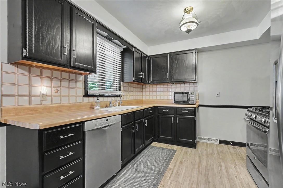 3061 Palmarie Drive Poland OH 44514