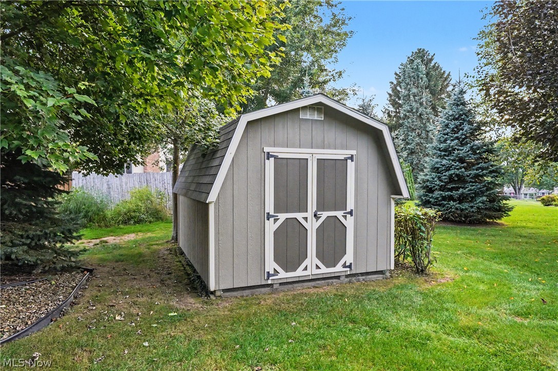 3061 Palmarie Drive Poland OH 44514