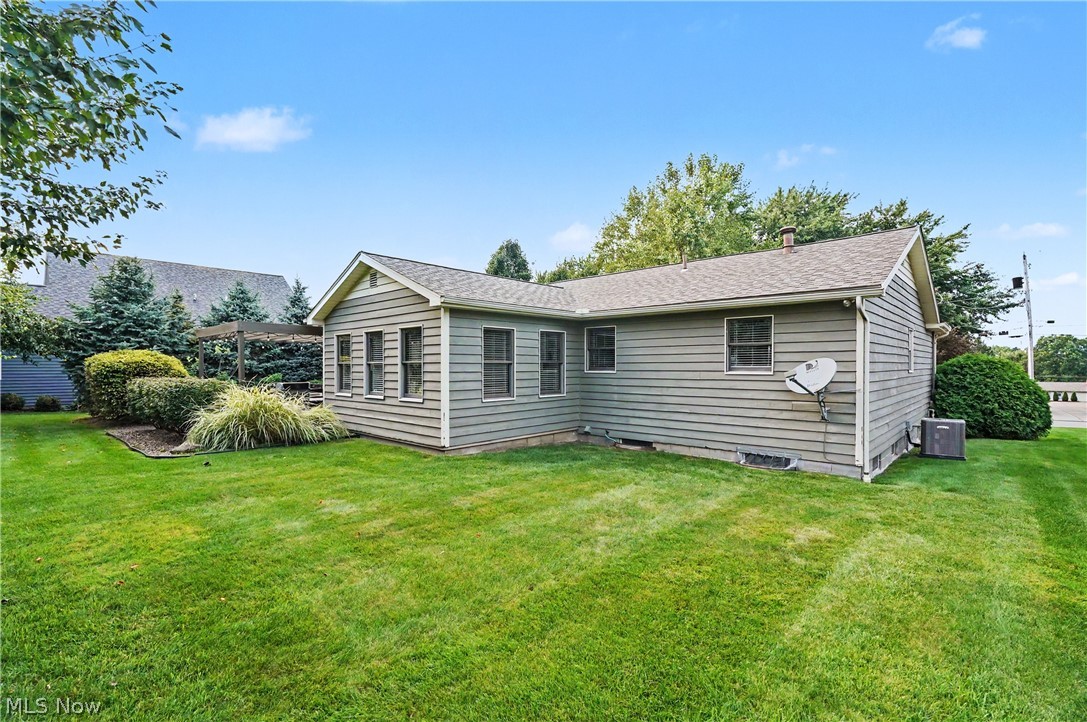 3061 Palmarie Drive Poland OH 44514