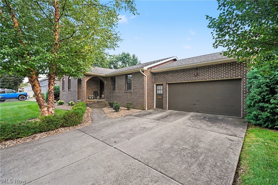 3061 Palmarie Drive Poland OH 44514