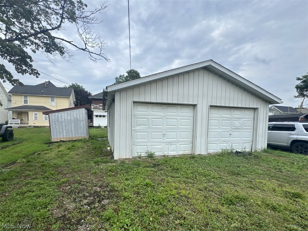 323 S 9th Street Coshocton OH 43812
