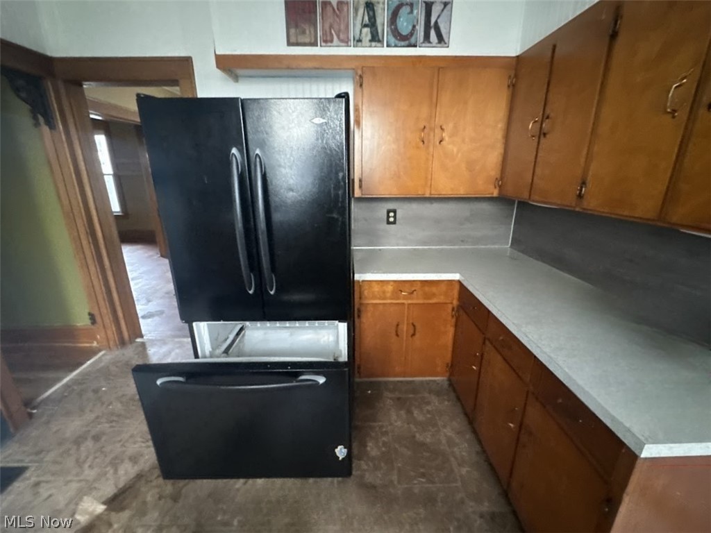 323 S 9th Street Coshocton OH 43812