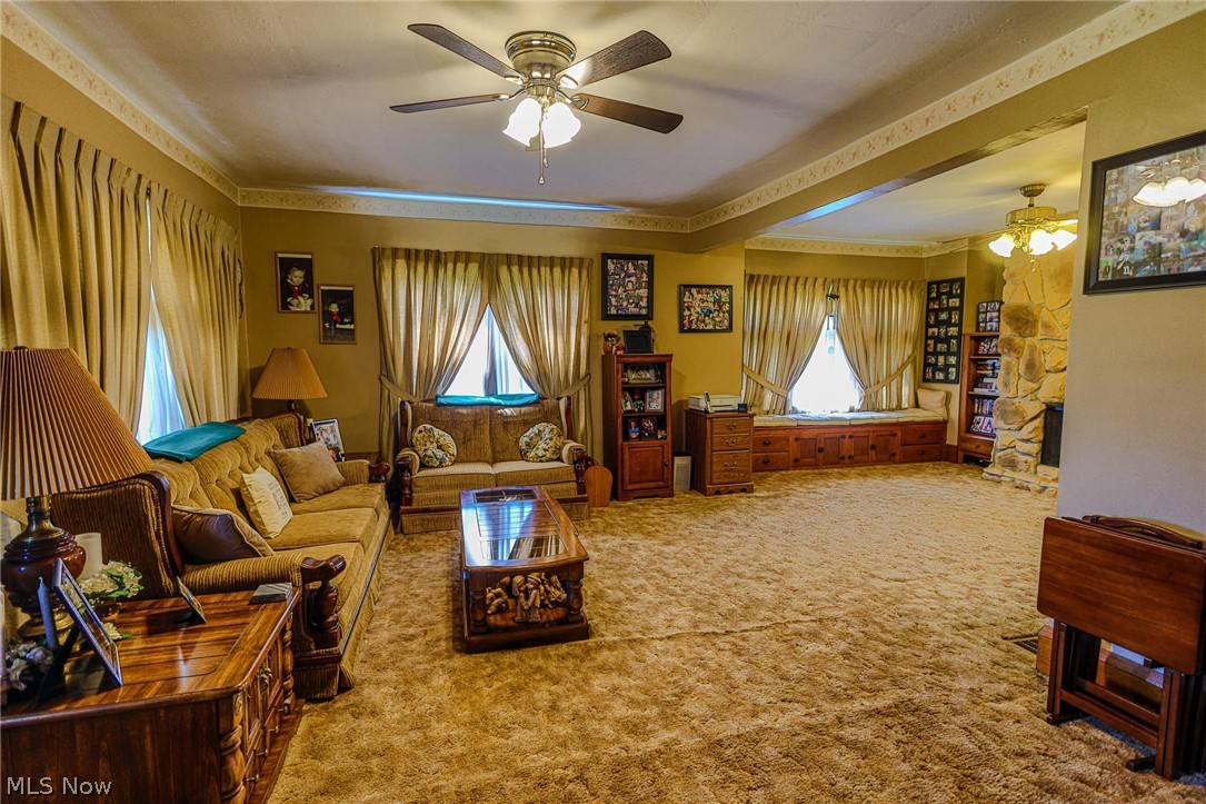 5541 Ravenna Avenue Louisville OH 44641