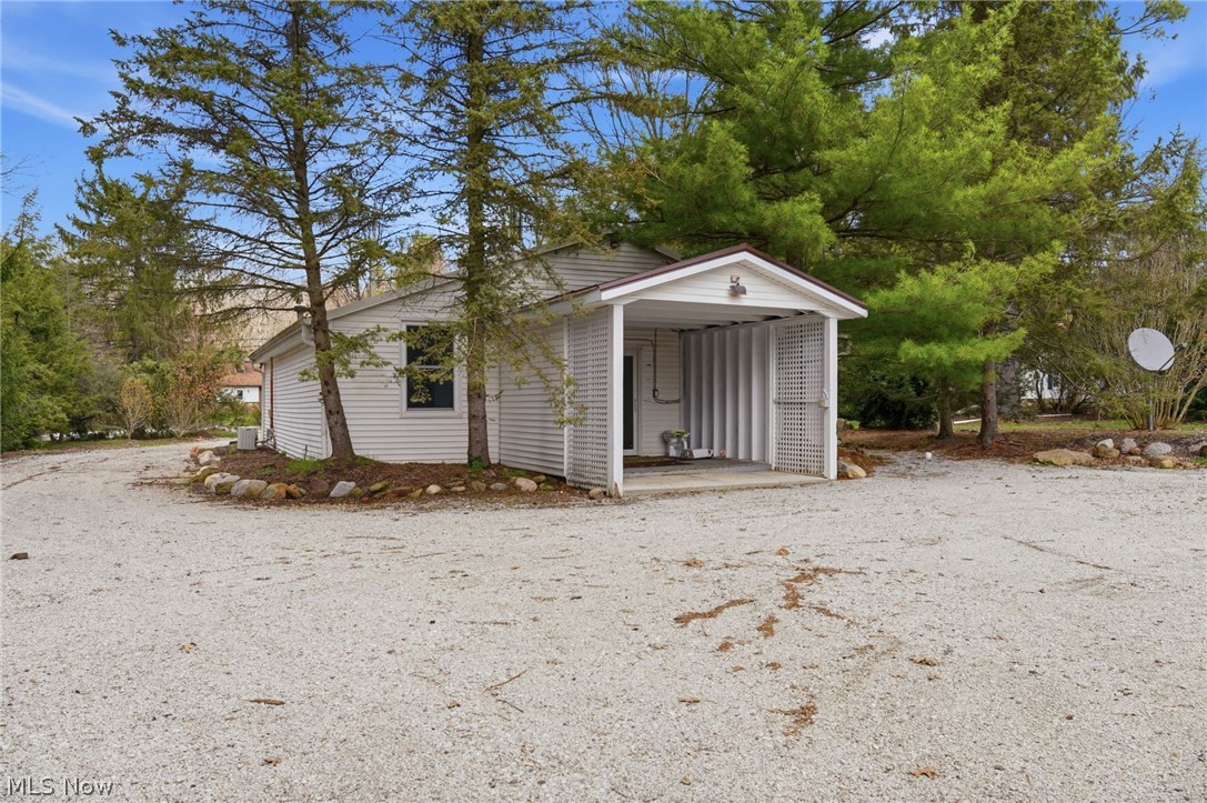 11679 Bell Road Newbury OH 44065