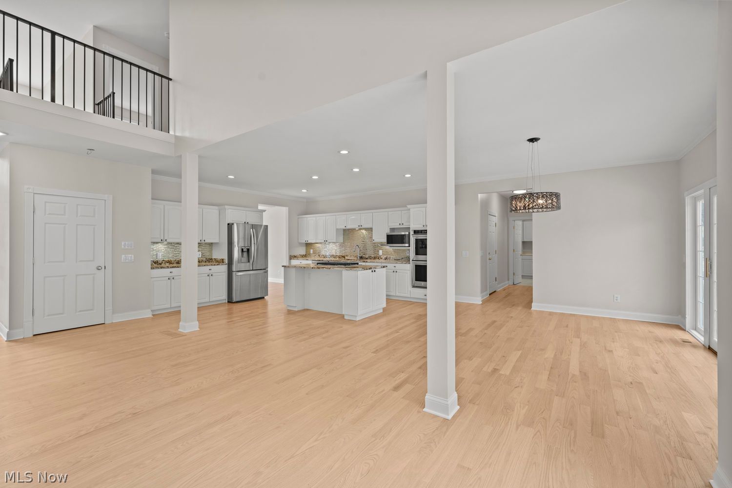 17461 Lakesedge Trail Chagrin Falls OH 44023