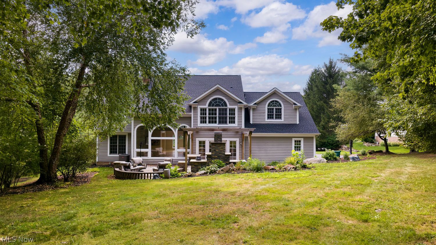17461 Lakesedge Trail Chagrin Falls OH 44023