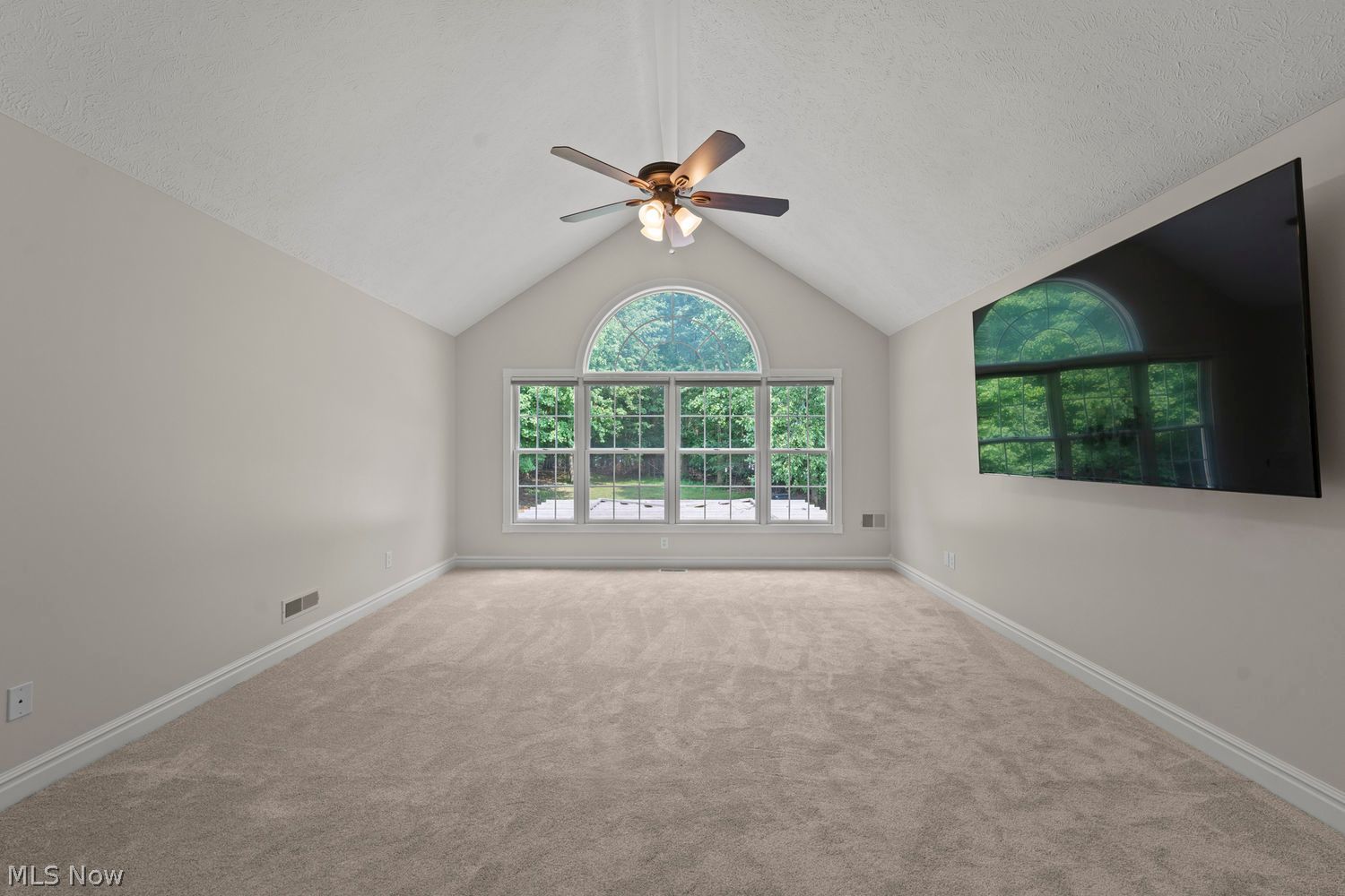 17461 Lakesedge Trail Chagrin Falls OH 44023