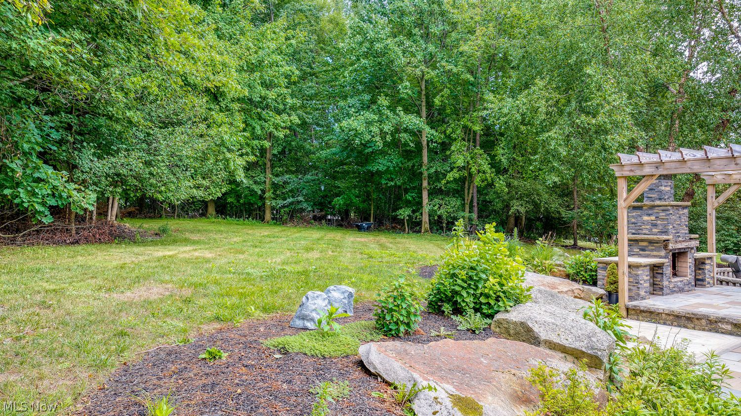 17461 Lakesedge Trail Chagrin Falls OH 44023