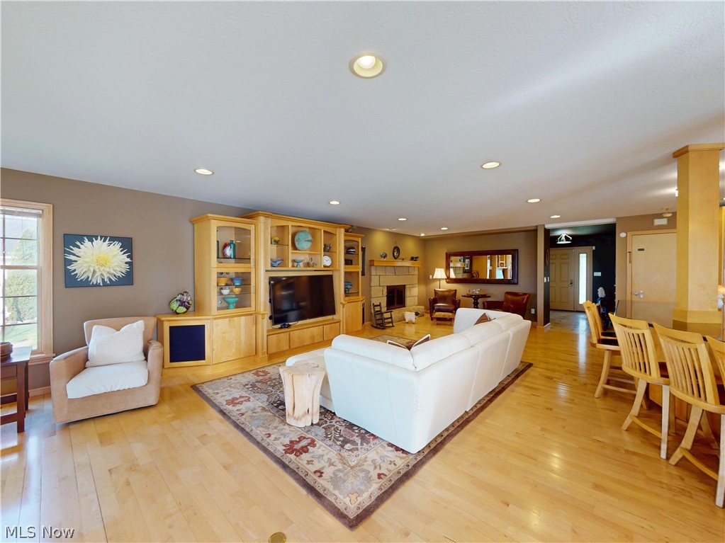 7885 Pear Tree Drive Chesterland OH 44026