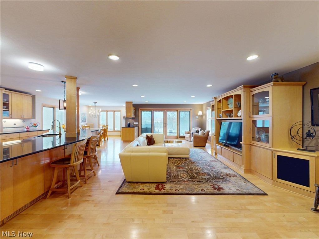 7885 Pear Tree Drive Chesterland OH 44026
