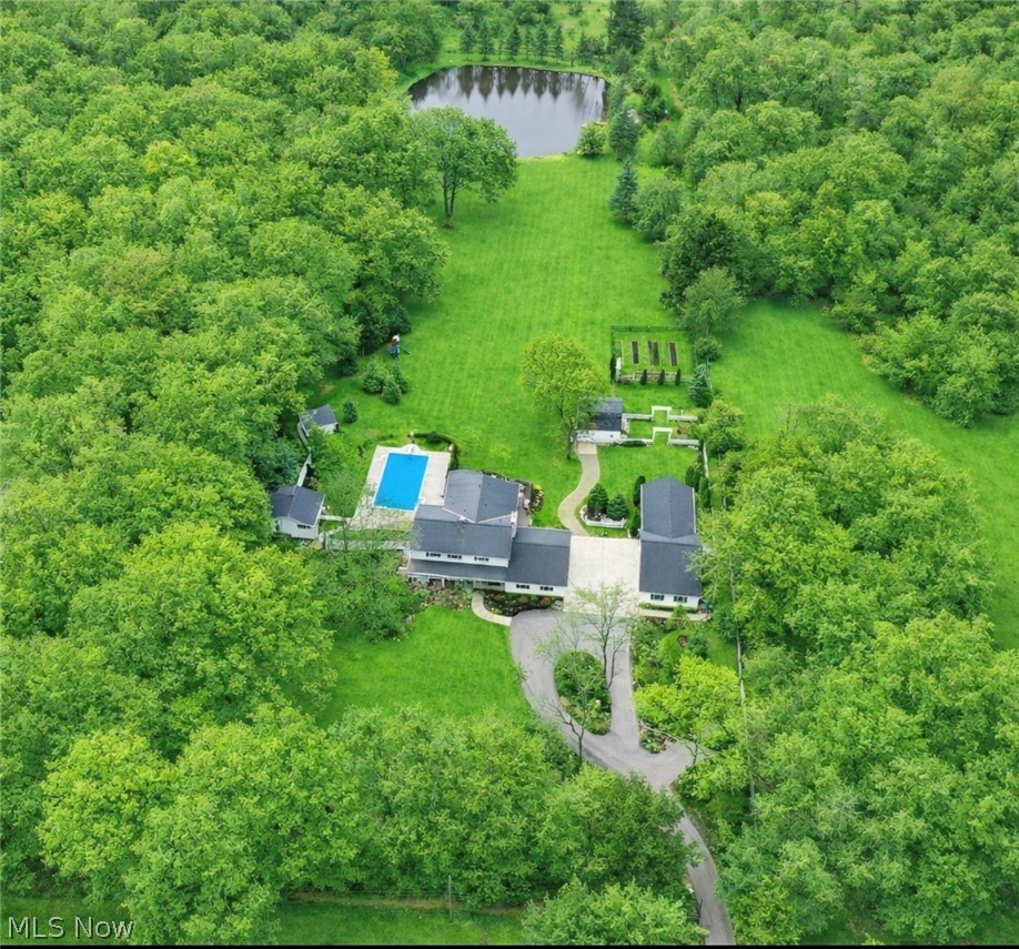 7885 Pear Tree Drive Chesterland OH 44026