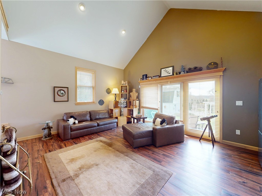 7885 Pear Tree Drive Chesterland OH 44026