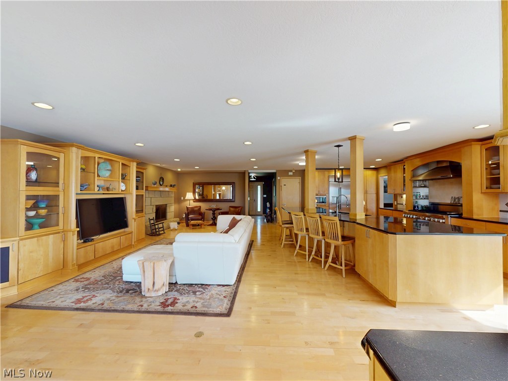 7885 Pear Tree Drive Chesterland OH 44026
