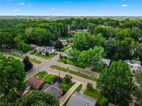 2131 Mount Vernon Boulevard NW Canton OH 44709