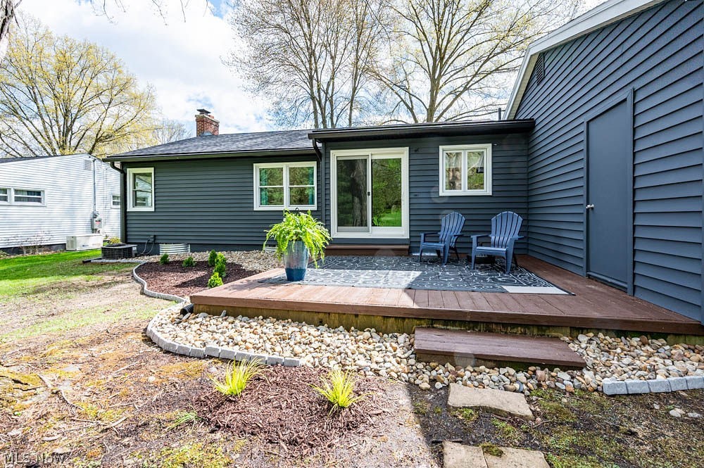 64 Winona Avenue Canfield OH 44406