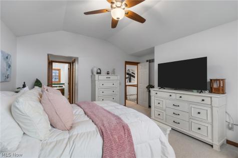 6373 Harbor Drive NW Canton OH 44718