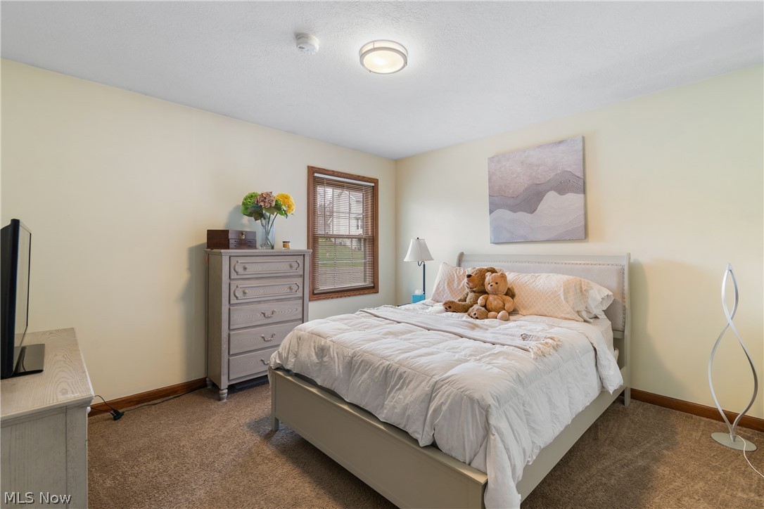 6373 Harbor Drive NW Canton OH 44718