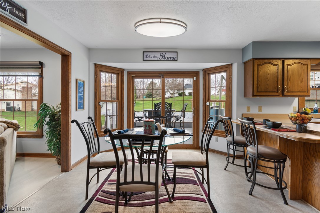 6373 Harbor Drive NW Canton OH 44718