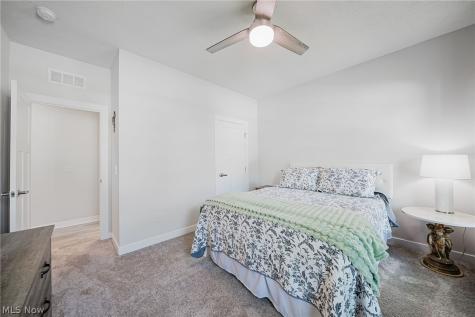 34633 N Legends Way Grafton OH 44044