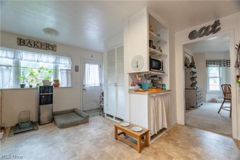 2417 S Arch Avenue Alliance OH 44601