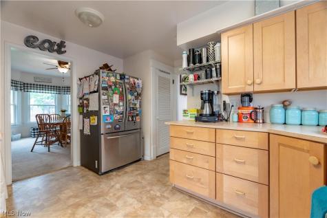 2417 S Arch Avenue Alliance OH 44601
