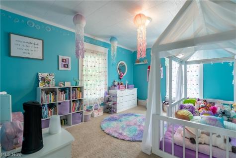 2417 S Arch Avenue Alliance OH 44601