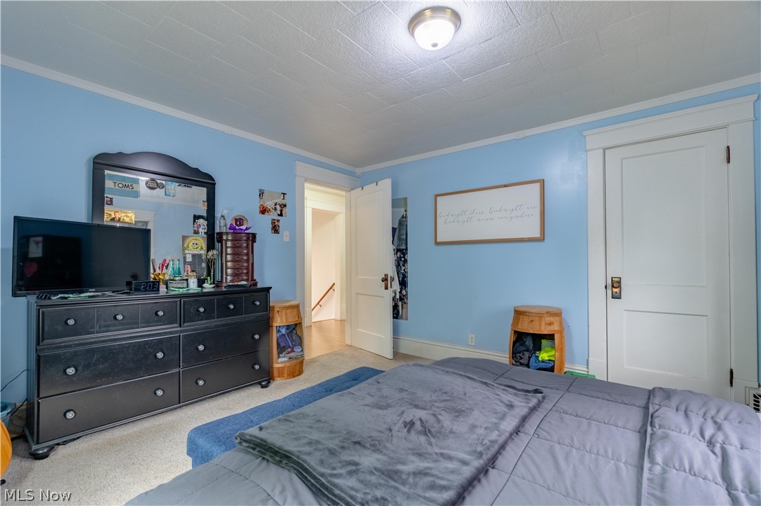 2417 S Arch Avenue Alliance OH 44601