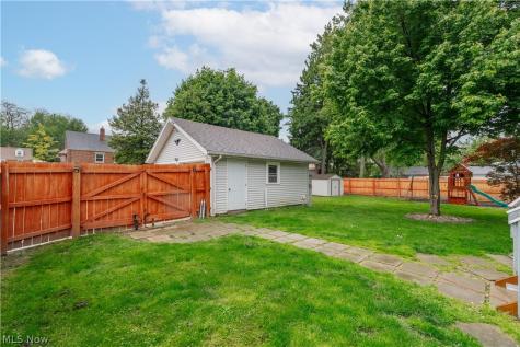 2417 S Arch Avenue Alliance OH 44601