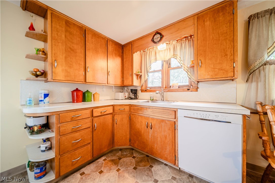 117 Smucker Street Orrville OH 44667