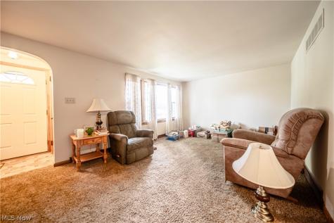 117 Smucker Street Orrville OH 44667