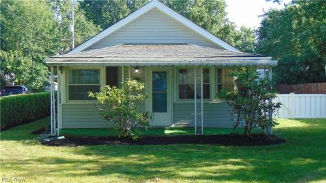 34090 Roberts Road Eastlake OH 44095