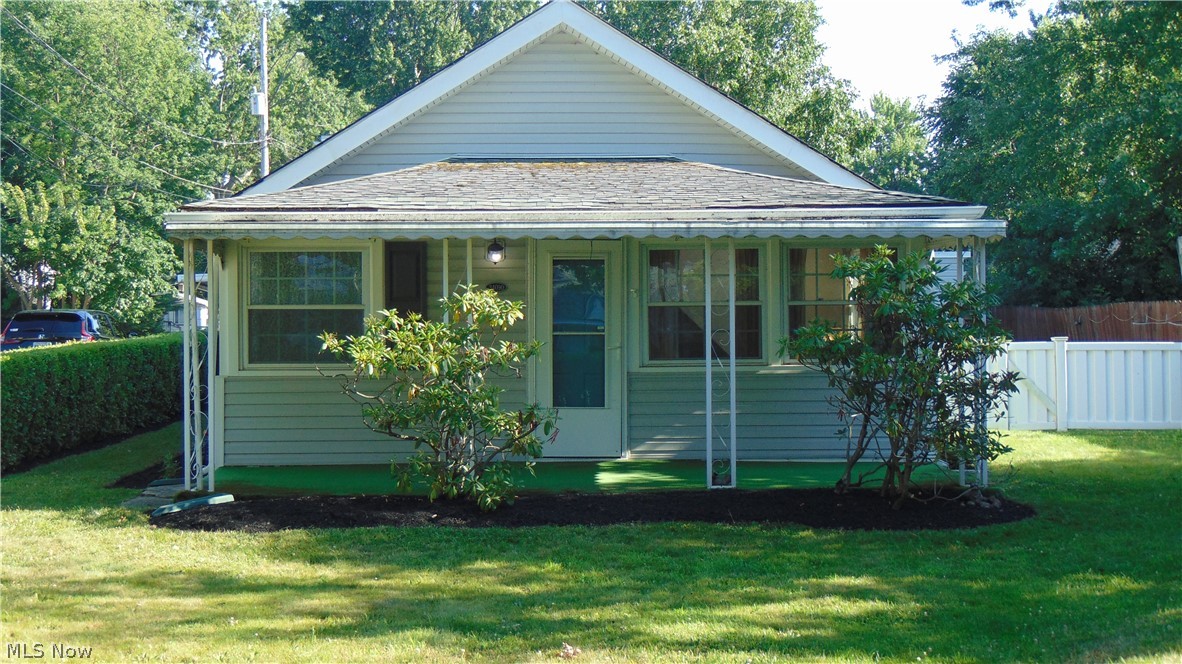 34090 Roberts Road Eastlake OH 44095