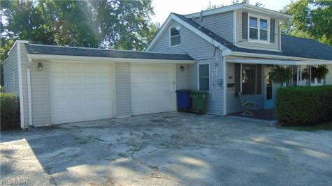 34090 Roberts Road Eastlake OH 44095