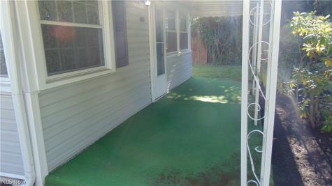 34090 Roberts Road Eastlake OH 44095