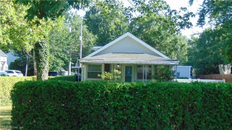 34090 Roberts Road Eastlake OH 44095